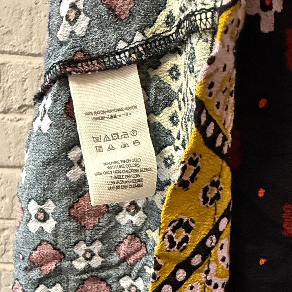 Free People Yellow and Black Floral Patterned Fabric - Picture 4 of 7